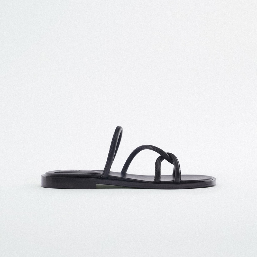 Zara tube strap flat leather black sandals. Size 42